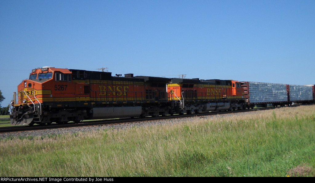 BNSF 5267 East